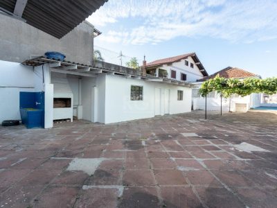 Casa à venda com 180m², 3 quartos, 3 vagas no bairro Medianeira em Porto Alegre - Foto 42