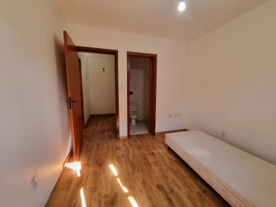 Casa à venda com 250m², 3 quartos, 3 suítes, 5 vagas no bairro Ipanema em Porto Alegre - Foto 14