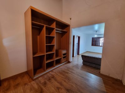 Casa à venda com 250m², 3 quartos, 3 suítes, 5 vagas no bairro Ipanema em Porto Alegre - Foto 10