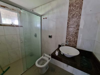 Casa à venda com 250m², 3 quartos, 3 suítes, 5 vagas no bairro Ipanema em Porto Alegre - Foto 17