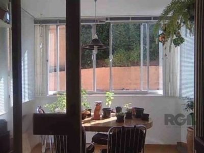 Apartamento à venda com 47m², 1 quarto, 1 vaga no bairro Medianeira em Porto Alegre - Foto 3