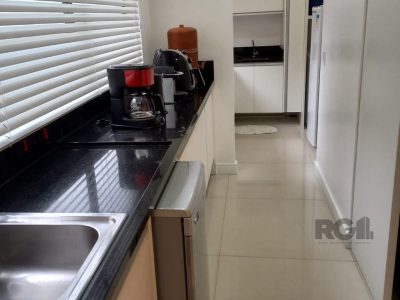 Apartamento à venda com 154m², 3 quartos, 3 suítes, 3 vagas no bairro Petrópolis em Porto Alegre - Foto 10