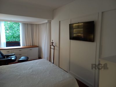 Apartamento à venda com 154m², 3 quartos, 3 suítes, 3 vagas no bairro Petrópolis em Porto Alegre - Foto 16