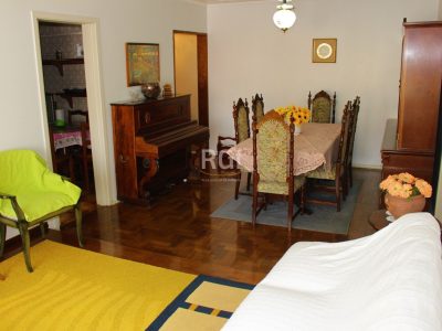 Apartamento à venda com 126m², 3 quartos, 1 vaga no bairro Santana em Porto Alegre - Foto 3