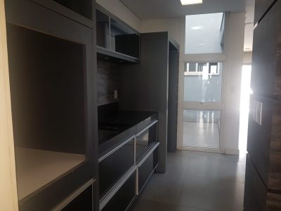 Casa à venda com 190m², 2 quartos, 2 suítes, 2 vagas no bairro Santana em Porto Alegre - Foto 6