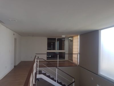 Casa à venda com 190m², 2 quartos, 2 suítes, 2 vagas no bairro Santana em Porto Alegre - Foto 11