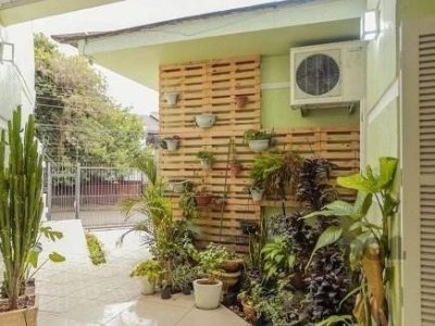 Casa à venda com 350m², 4 quartos, 4 suítes, 2 vagas no bairro Jardim Itu em Porto Alegre - Foto 28