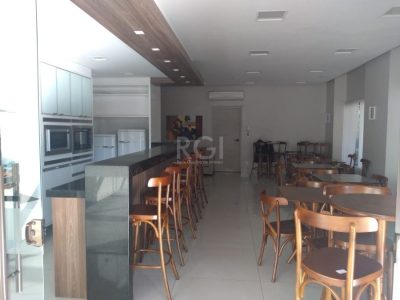 Apartamento à venda com 113m², 3 quartos, 1 suíte, 1 vaga no bairro Petrópolis em Porto Alegre - Foto 2