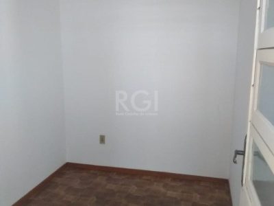 Apartamento à venda com 113m², 3 quartos, 1 suíte, 1 vaga no bairro Petrópolis em Porto Alegre - Foto 15