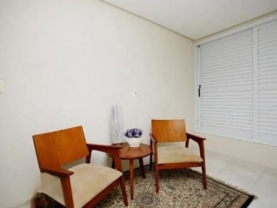 Apartamento à venda com 108m², 3 quartos, 1 suíte, 2 vagas no bairro Tristeza em Porto Alegre - Foto 17