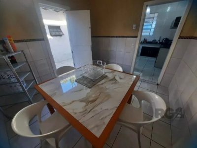 Casa à venda com 125m², 3 quartos, 1 suíte, 3 vagas no bairro Glória em Porto Alegre - Foto 16