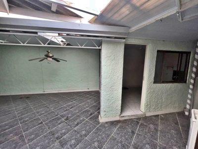 Casa à venda com 120m², 3 quartos, 3 vagas no bairro Passo d'Areia em Porto Alegre - Foto 13