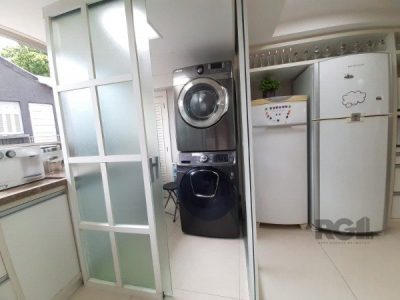 Apartamento à venda com 173m², 3 quartos, 1 suíte, 1 vaga no bairro Moinhos de Vento em Porto Alegre - Foto 13