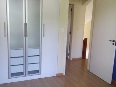 Sobrado à venda com 110m², 2 quartos, 1 vaga no bairro Tristeza em Porto Alegre - Foto 9