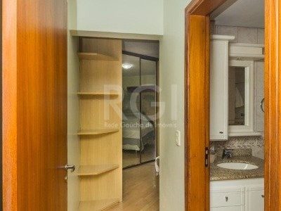 Apartamento à venda com 147m², 3 quartos, 1 suíte, 2 vagas no bairro Jardim Itu em Porto Alegre - Foto 12