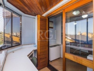 Apartamento à venda com 147m², 3 quartos, 1 suíte, 2 vagas no bairro Jardim Itu em Porto Alegre - Foto 17