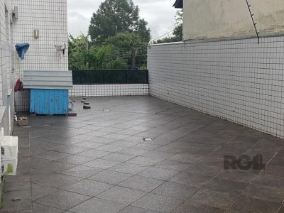 Apartamento à venda com 193m², 3 quartos, 1 suíte, 2 vagas no bairro Jardim Itu em Porto Alegre - Foto 2