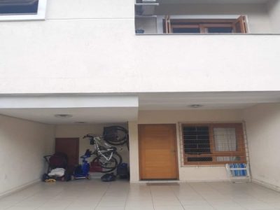 Sobrado à venda com 133m², 3 quartos, 1 suíte, 2 vagas no bairro Tristeza em Porto Alegre - Foto 9