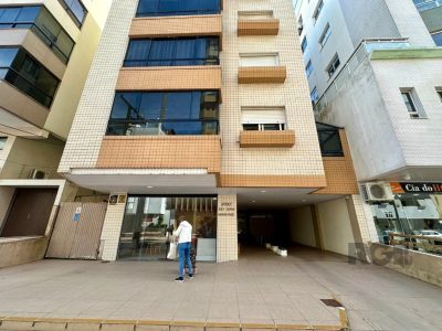 Apartamento à venda com 82m², 2 quartos, 1 suíte no bairro Centro em Capão da Canoa - Foto 2