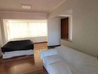 Apartamento à venda com 97m², 2 quartos, 1 suíte, 1 vaga no bairro São João em Porto Alegre - Foto 4