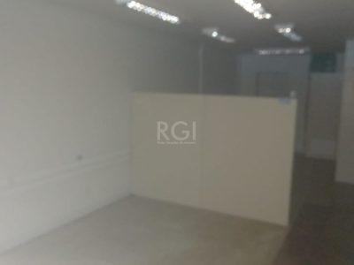 Conjunto/Sala à venda com 234m² no bairro Centro Histórico em Porto Alegre - Foto 9