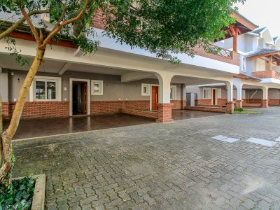 Casa Condominio à venda com 241m², 3 quartos, 3 suítes, 2 vagas no bairro Tristeza em Porto Alegre - Foto 2