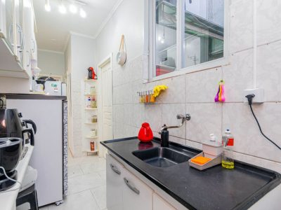 Apartamento à venda com 74m², 2 quartos, 1 vaga no bairro Auxiliadora em Porto Alegre - Foto 8