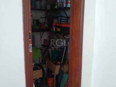 Casa à venda com 165m², 2 quartos, 4 vagas no bairro Menino Deus em Porto Alegre - Foto 13