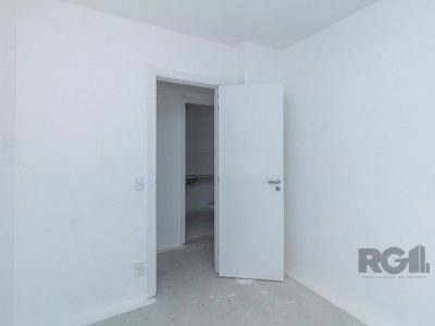 Apartamento à venda com 76m², 3 quartos, 1 suíte, 1 vaga no bairro Cristo Redentor em Porto Alegre - Foto 2