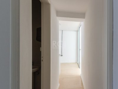 Conjunto/Sala à venda com 83m² no bairro Cidade Baixa em Porto Alegre - Foto 10