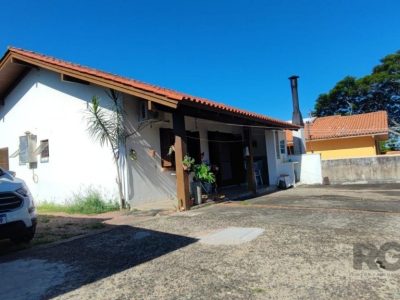 Casa à venda com 100m², 2 quartos, 6 vagas no bairro Cristal em Porto Alegre - Foto 3