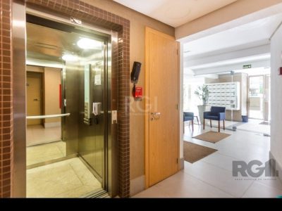 Apartamento à venda com 71m², 2 quartos, 1 suíte, 1 vaga no bairro Petrópolis em Porto Alegre - Foto 2