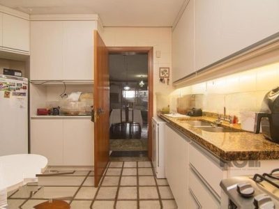 Apartamento à venda com 139m², 3 quartos, 2 suítes, 2 vagas no bairro Centro Histórico em Porto Alegre - Foto 5