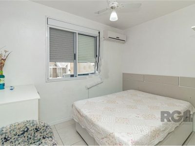 Apartamento à venda com 63m², 3 quartos, 1 suíte, 1 vaga no bairro Cristal em Porto Alegre - Foto 4