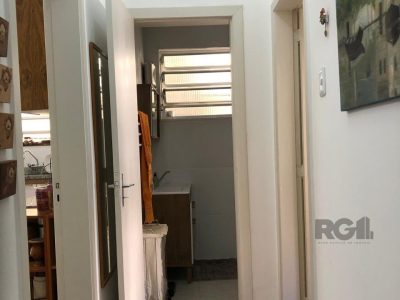 Apartamento à venda com 76m², 2 quartos, 1 suíte no bairro Menino Deus em Porto Alegre - Foto 8