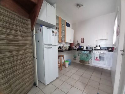 Casa Condominio à venda com 79m², 3 quartos, 1 suíte, 1 vaga no bairro Tristeza em Porto Alegre - Foto 8