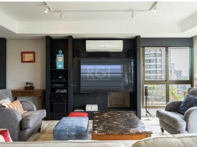 Apartamento à venda com 204m², 3 quartos, 3 suítes, 4 vagas no bairro Bela Vista em Porto Alegre - Foto 4