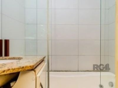 Apartamento à venda com 106m², 3 quartos, 1 suíte no bairro Rio Branco em Porto Alegre - Foto 15