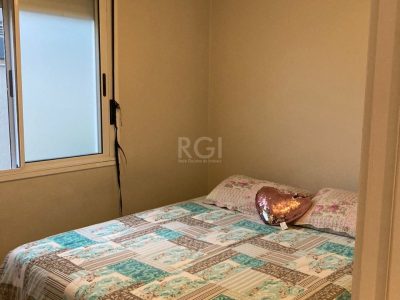 Apartamento à venda com 63m², 3 quartos, 1 suíte, 1 vaga no bairro Cristal em Porto Alegre - Foto 15