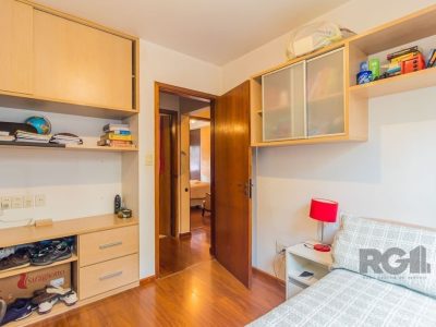 Apartamento à venda com 110m², 3 quartos, 1 suíte, 2 vagas no bairro Petrópolis em Porto Alegre - Foto 18