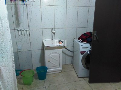 Cobertura à venda com 323m², 3 quartos, 1 suíte no bairro Partenon em Porto Alegre - Foto 36