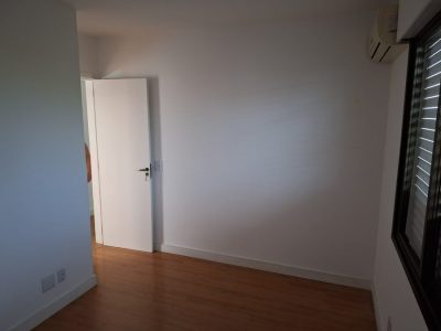 Apartamento à venda com 89m², 3 quartos, 1 suíte, 1 vaga no bairro Petrópolis em Porto Alegre - Foto 28