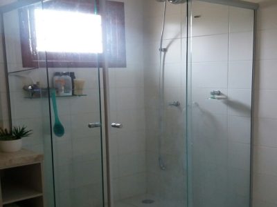 Sobrado à venda com 173m², 3 quartos, 1 suíte, 1 vaga no bairro Tristeza em Porto Alegre - Foto 2