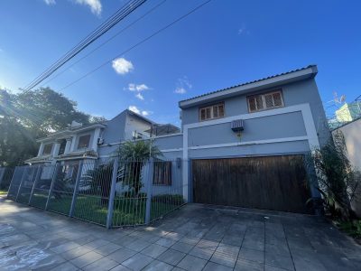 Casa à venda com 200m², 4 quartos, 2 suítes, 4 vagas no bairro Santana em Porto Alegre - Foto 12