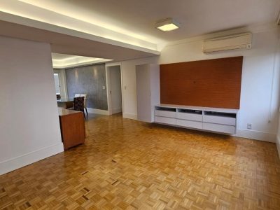 Apartamento à venda com 149m², 3 quartos, 1 suíte, 2 vagas no bairro Mont Serrat em Porto Alegre - Foto 7