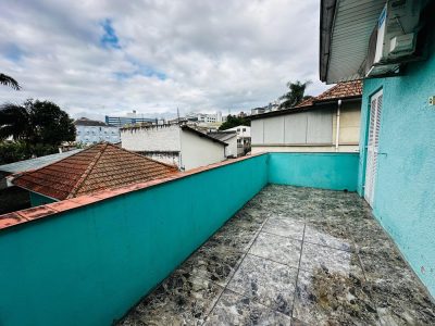 Casa à venda com 278m², 4 quartos, 10 vagas no bairro Floresta em Porto Alegre - Foto 18