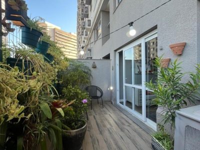 Apartamento à venda com 101m², 3 quartos, 1 suíte, 2 vagas no bairro São Sebastião em Porto Alegre - Foto 8