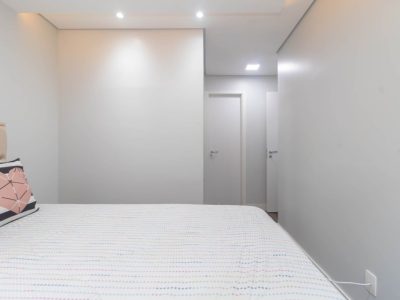 Apartamento à venda com 60m², 2 quartos, 1 suíte, 1 vaga no bairro Glória em Porto Alegre - Foto 26