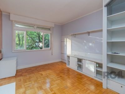 Apartamento à venda com 131m², 3 quartos, 1 suíte, 1 vaga no bairro Independência em Porto Alegre - Foto 15