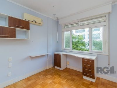 Apartamento à venda com 131m², 3 quartos, 1 suíte, 1 vaga no bairro Independência em Porto Alegre - Foto 20